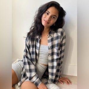 Aritzia Wilfred Free Boyfriend Button Up